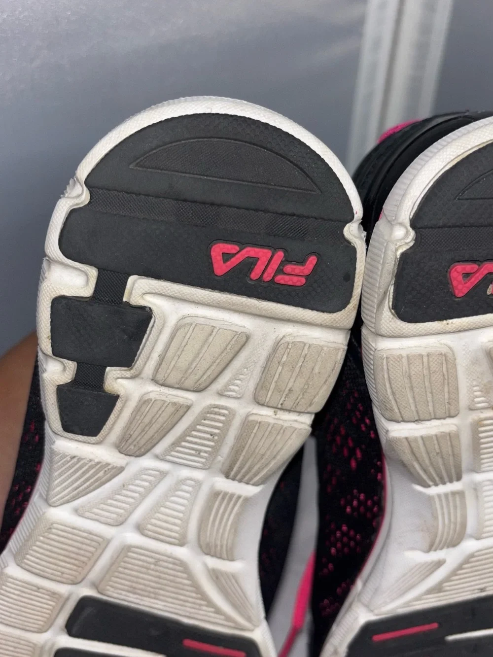 Fila Women's Black and Hot Pink Athletic Sneakers with White Soles 7.5